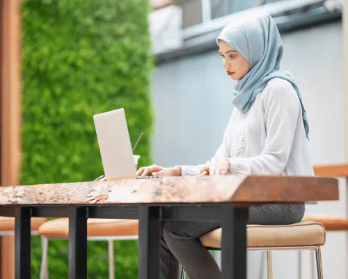 WHO WE WORK WITH AUSTRALIA