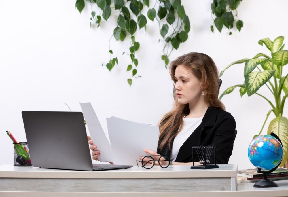 Legal Research and Analysis virtual assistant